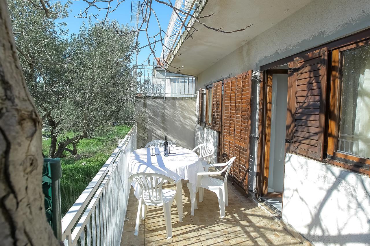 Apartments Amee Vodice Luaran gambar