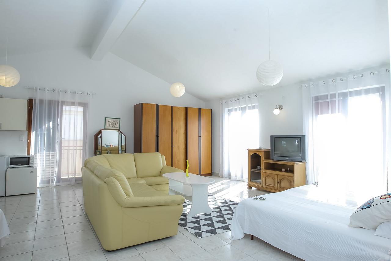 Apartments Amee Vodice Luaran gambar