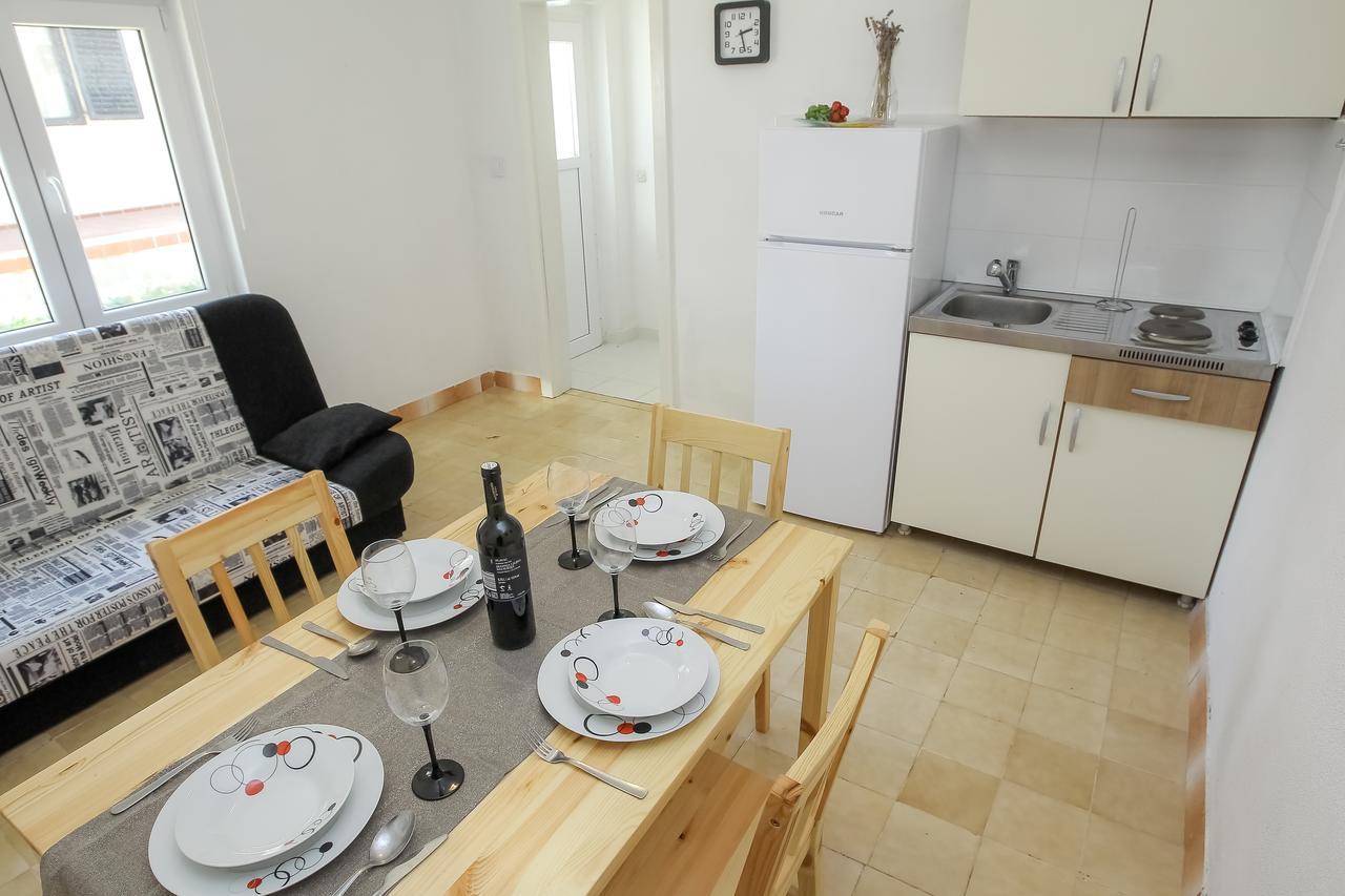 Apartments Amee Vodice Luaran gambar